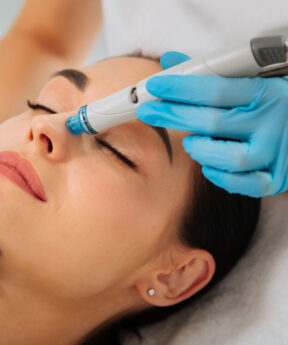 hydrafacial vs facials